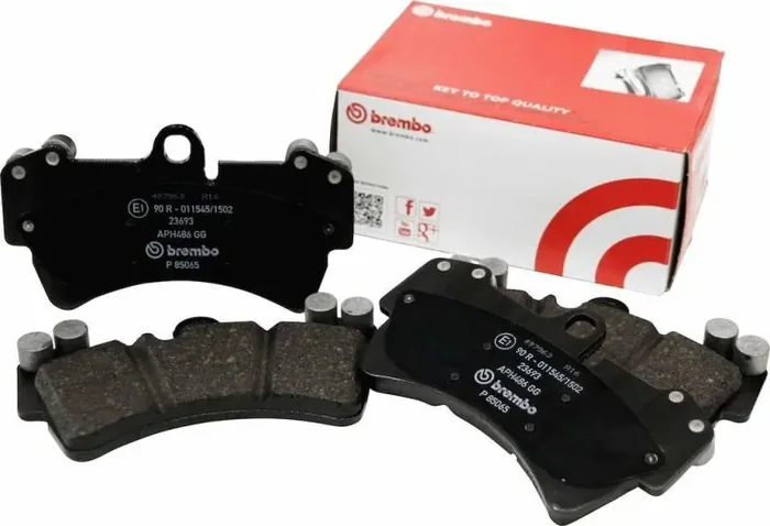 Brembo 94-99 Buick LeSabre Premium NAO Ceramic OE Equivalent Pad – Front