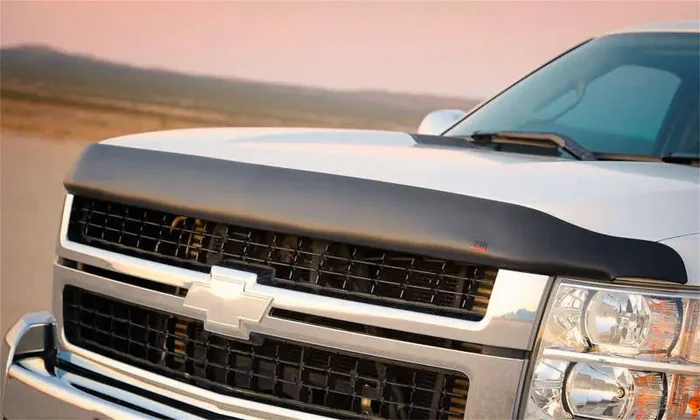 EGR 11-12 Ford Super Duty Superguard Hood Shield – Matte (303815)