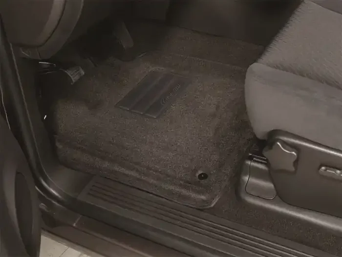 Lund 09-10 Ford F-150 SuperCrew (w/Floor Shift) Catch-All Front Floor Liner – Black (2 Pc.)
